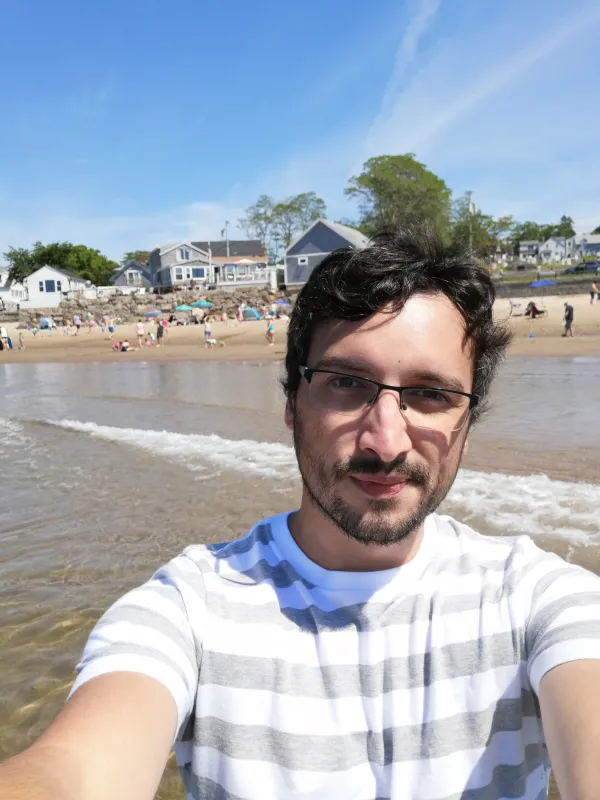 Joao Castro headshot.